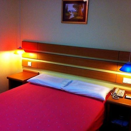 Home Inn Hotel Guiyang Fushui Middle Road المظهر الخارجي الصورة