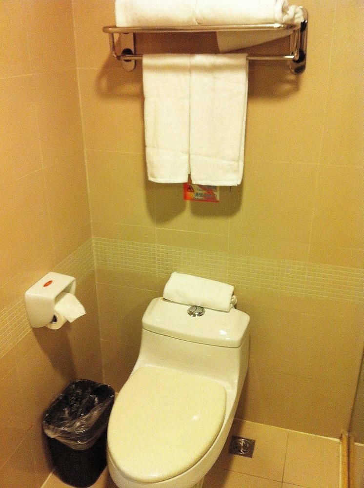 Home Inn Hotel Guiyang Fushui Middle Road المظهر الخارجي الصورة